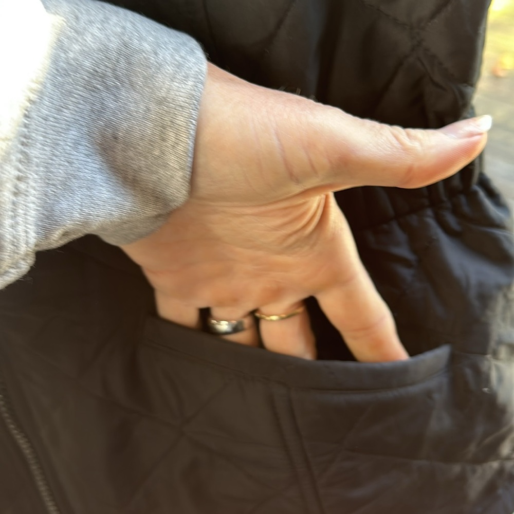 Black Quilted Vest - Picture 4 of 7
